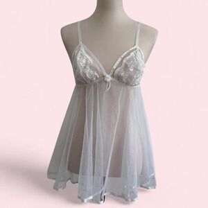 Vintage Y2K Frederick's of Hollywood white lace babydoll top large
